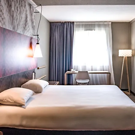 Ibis Arcachon De Buch 3*