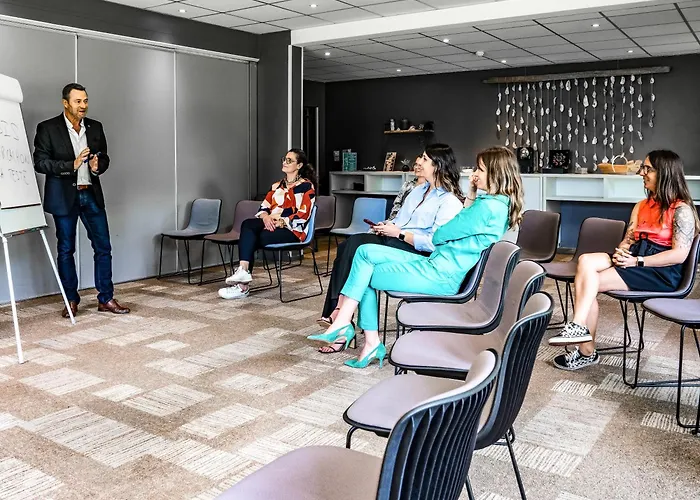 Ibis Arcachon De Buch Hotel