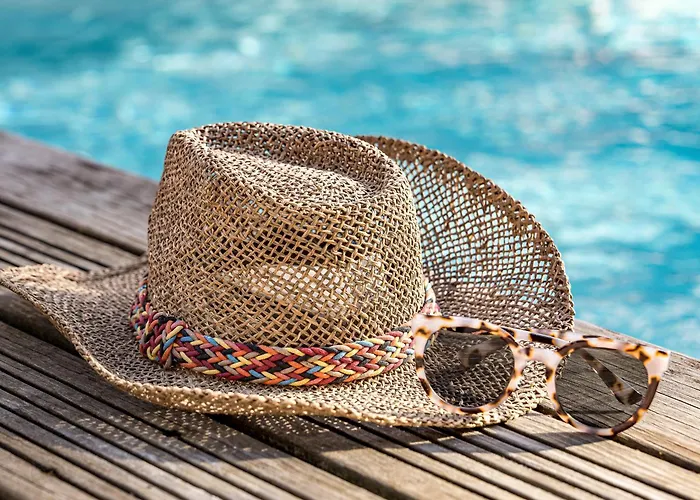 Ibis Arcachon De Buch Hotell